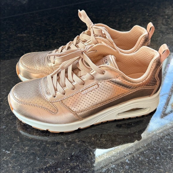 Skechers Women's Metallic Rose Gold Sneakers - Picture 2 of 5
